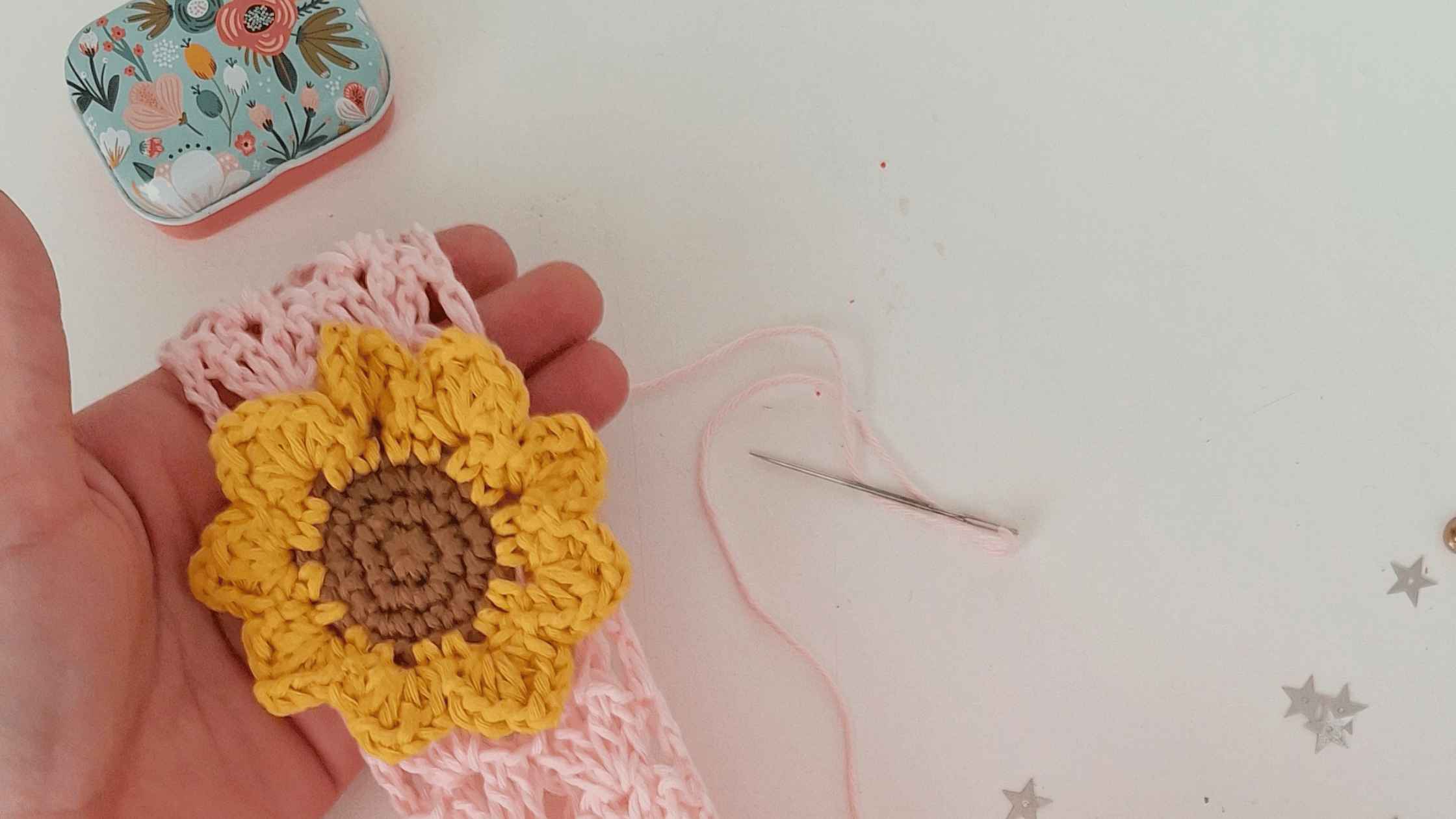 En 10 MINUTOS tejemos una VINCHA a CROCHET con girasol para niñas paso a paso- INCLUYE video + PATRÓN