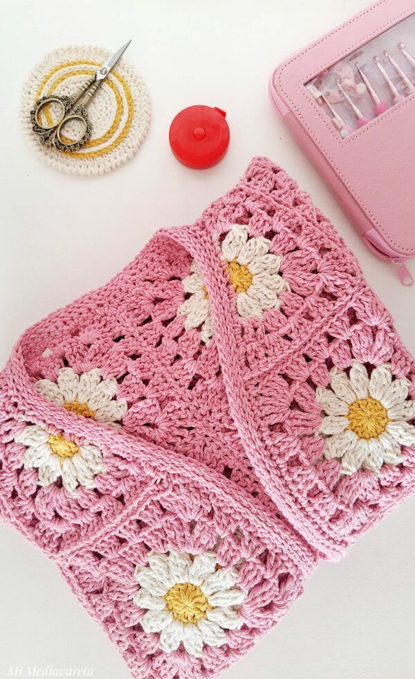 saco tejido a crochet con grannys